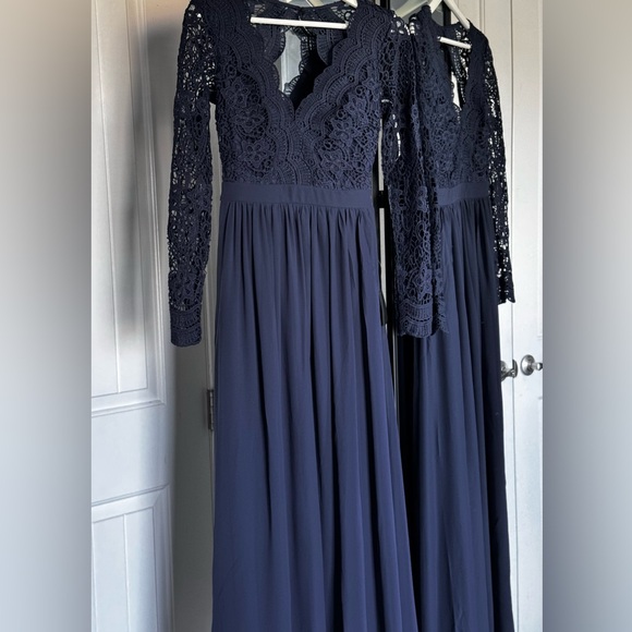 Lulus NWT navy lace top gown - Picture 5 of 8